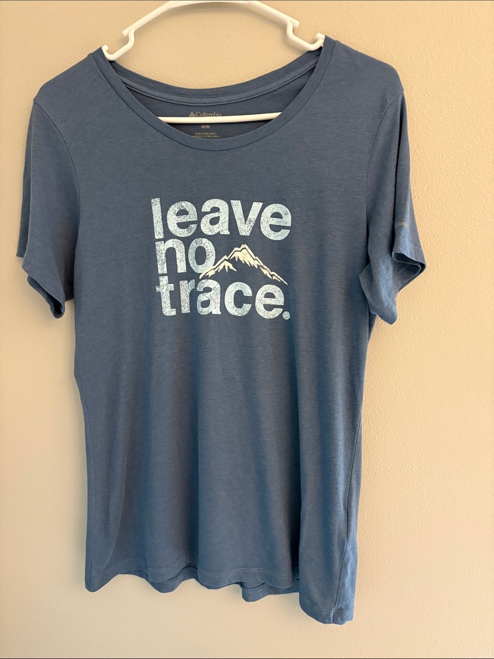 Columbia Women's Blue 'Leave No Trace' Graphic Short-Sleeve Tee